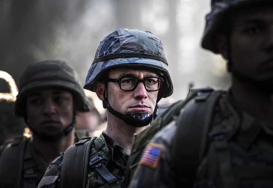 Primera imagen de Joseph Gordon-Levitt como Edward Snowden