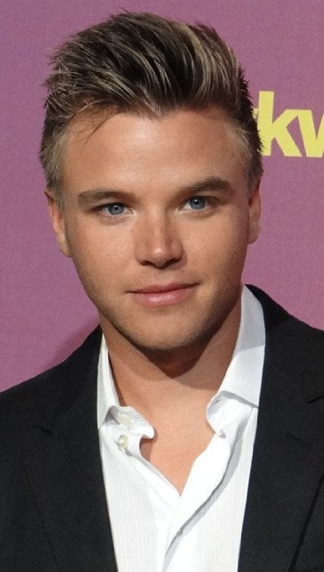 Brett Davern