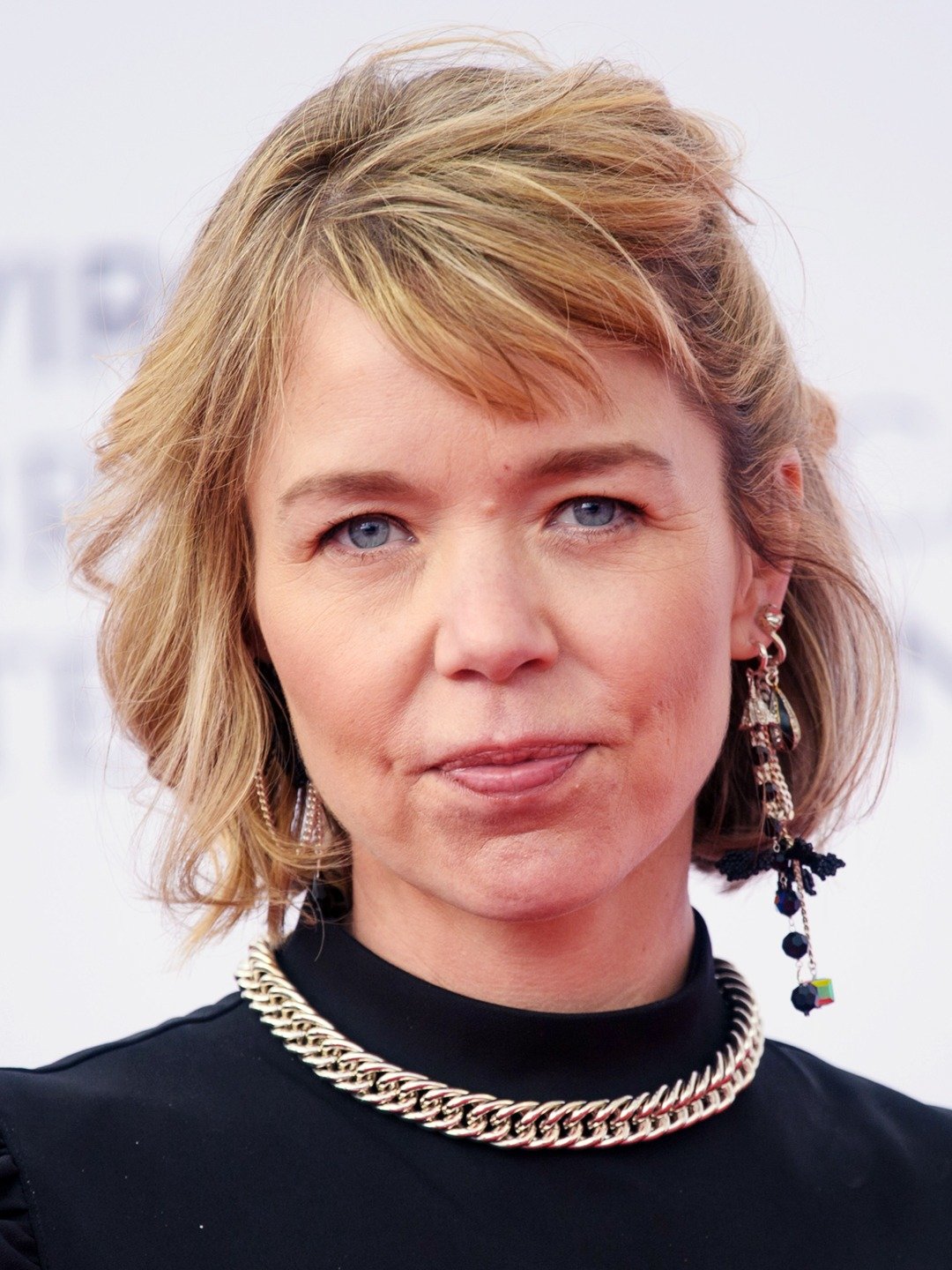 Anna Maxwell Martin