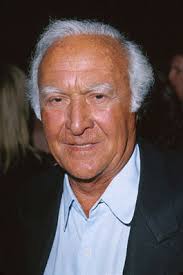 Robert Loggia