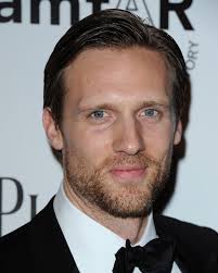 Teddy Sears