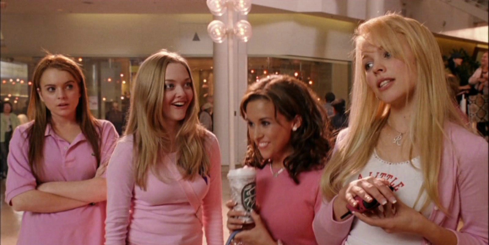 El elenco de Mean Girls celebra el 3 de octubre