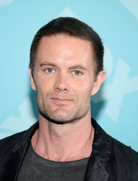 Garret Dillahunt