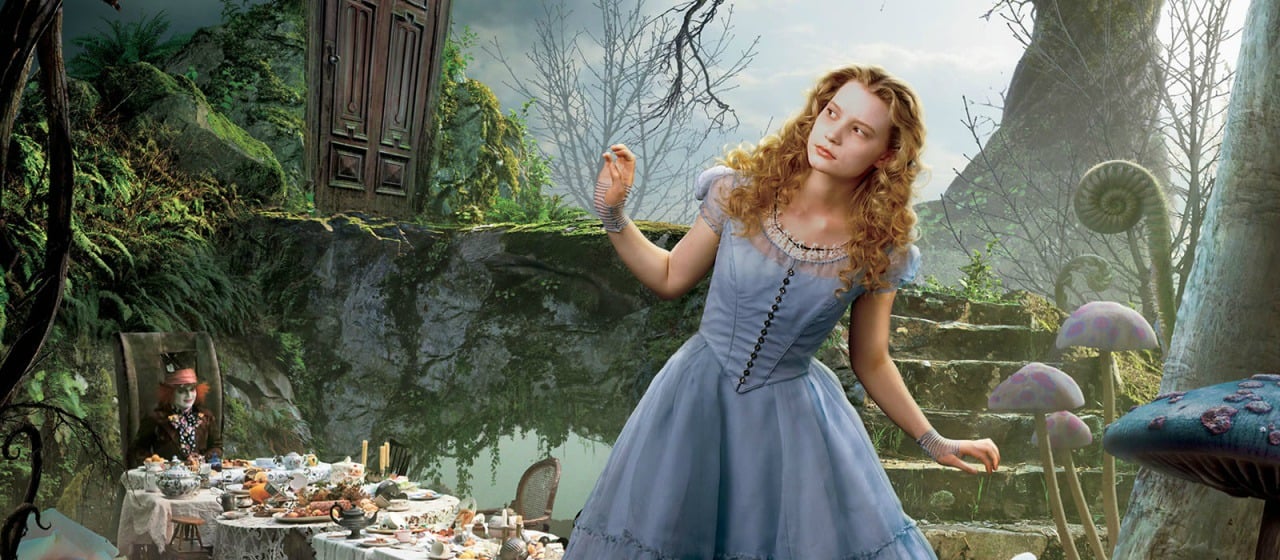 ¡Nuevos teasers de Alice Through the Looking Glass!