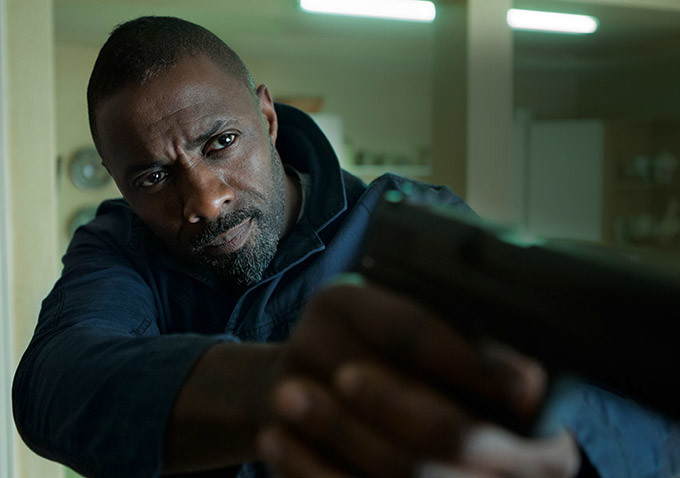 Idris Elba en el primer trailer de Bastille Day