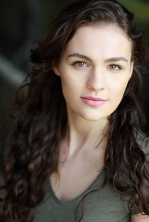 Sophie Skelton