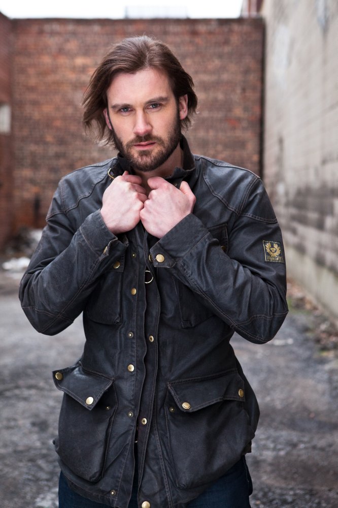 Clive Standen