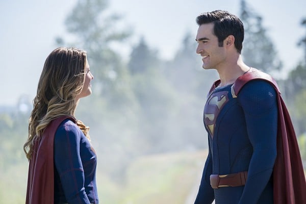 Cover Supergirl – Clip: “The Adventures of Supergirl”