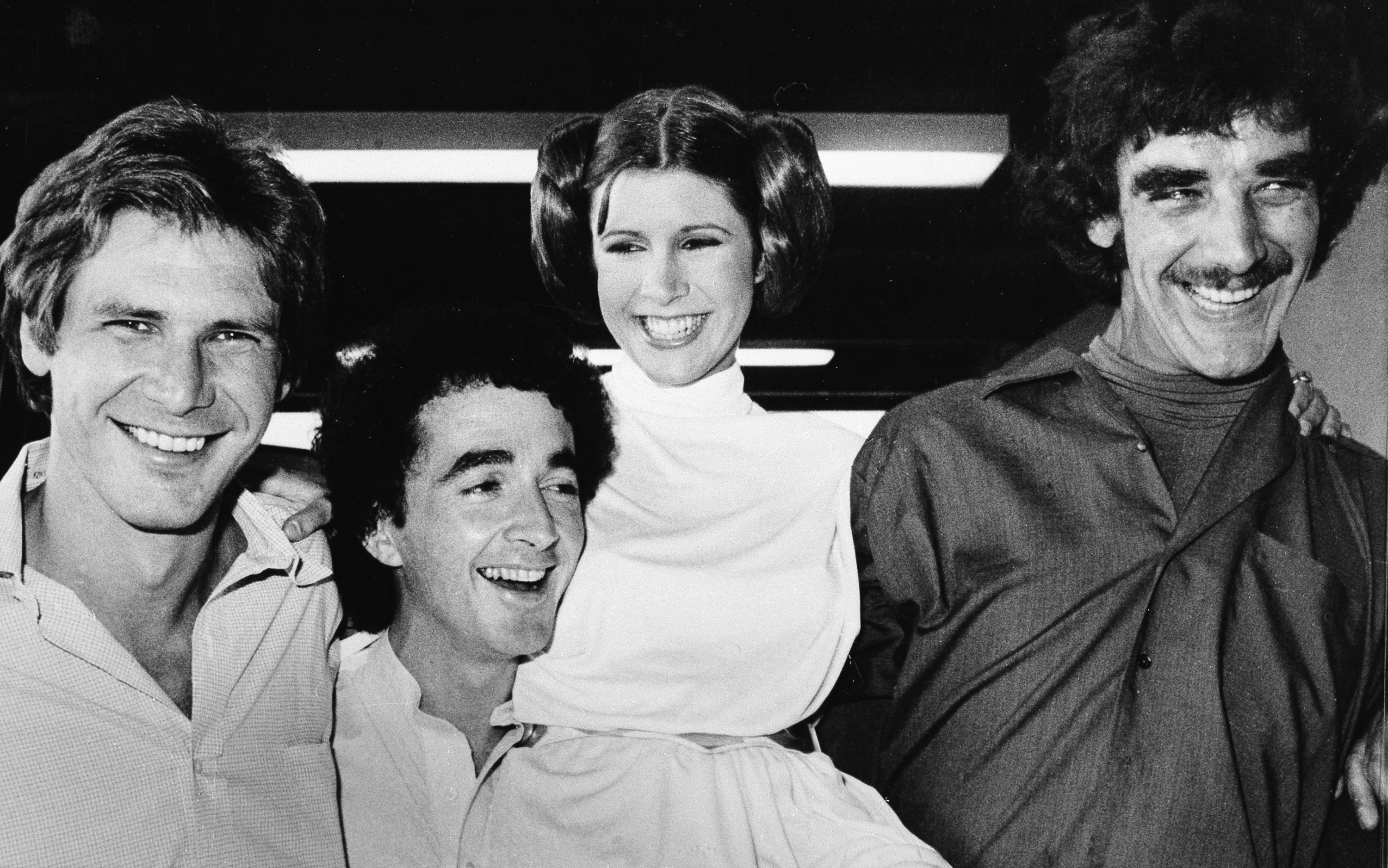 Carrie Fisher quería que Harrison Ford cantara en su homenaje