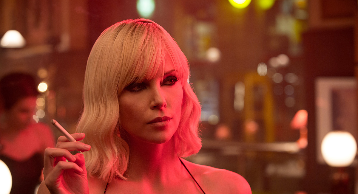 Charlize Theron vuelve a la acción en el tráiler de Atómica