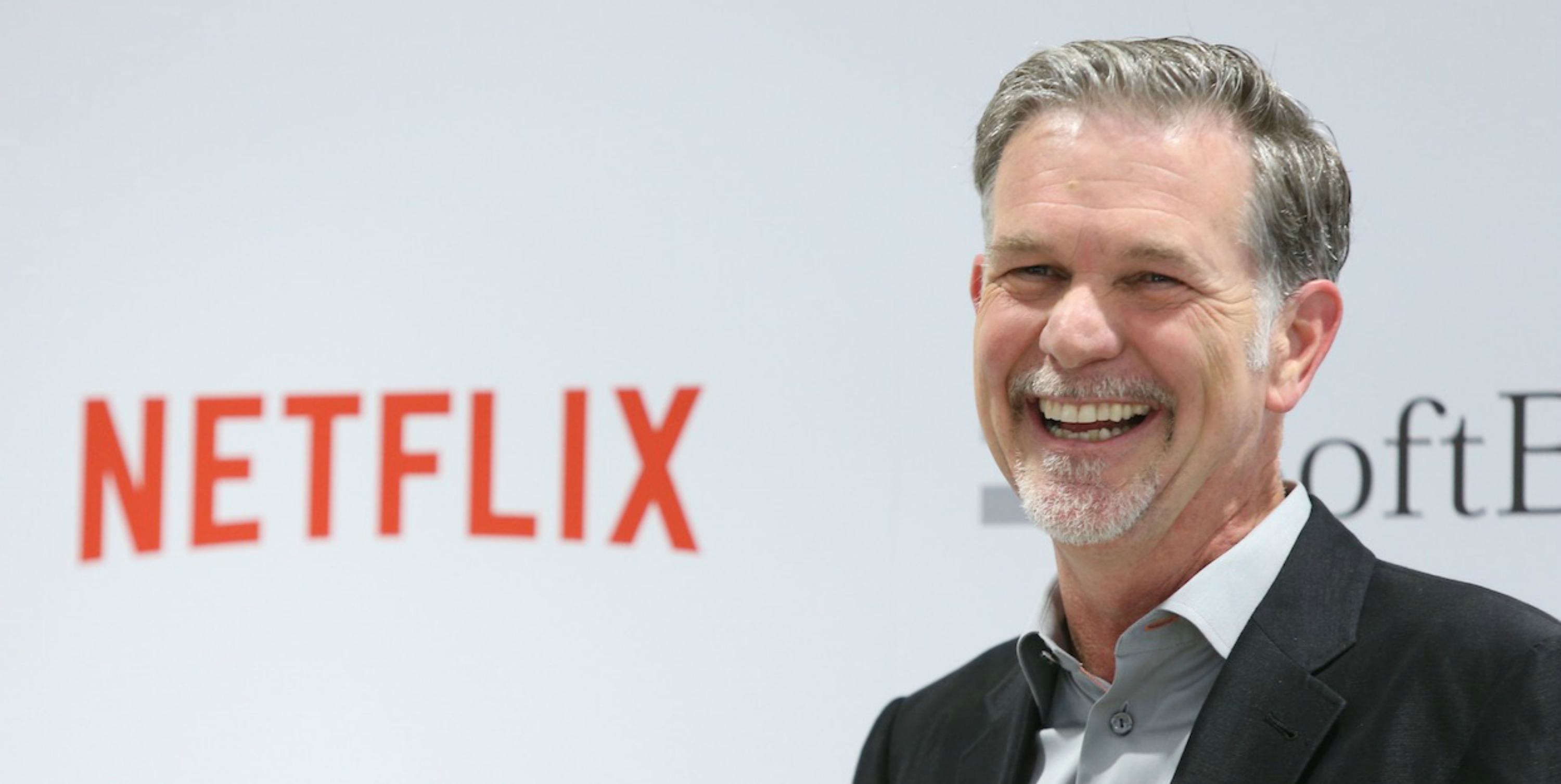 Director general de Netflix arremete contra los cines