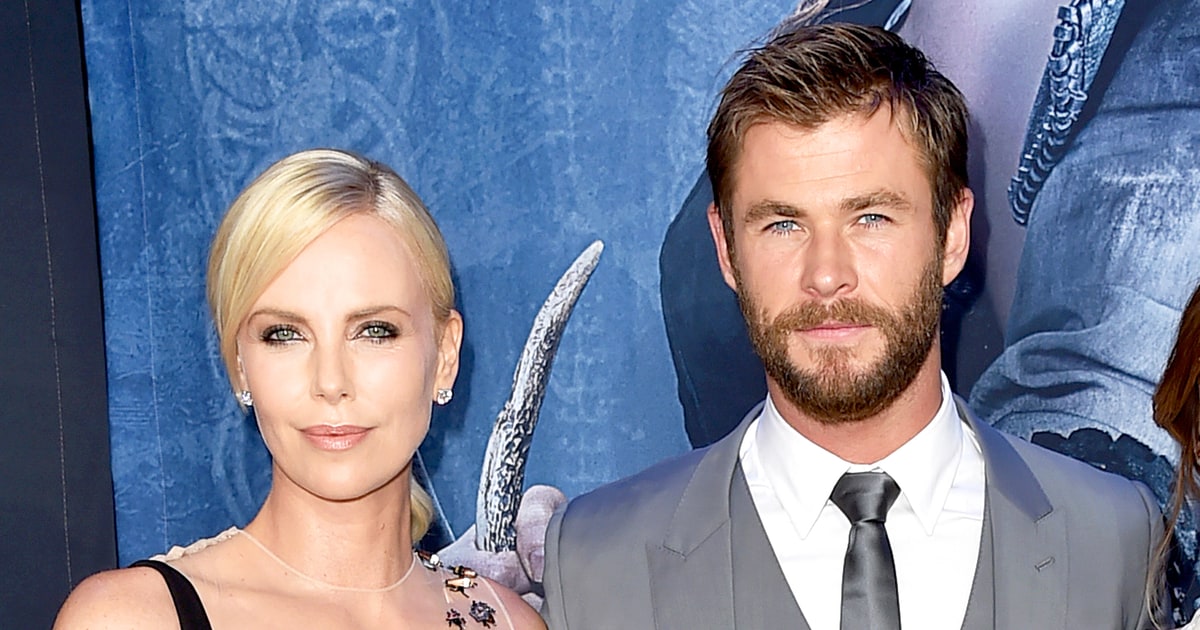 Chris Hemsworth cree que Charlize Theron es perfecta para James Bond