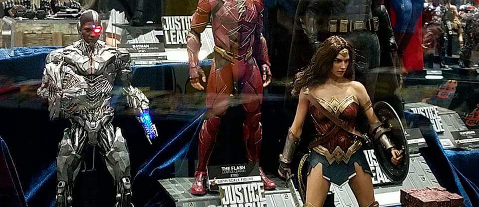 Figuras de Hot Toys de La Liga de la Justicia y nueva figura de Steppenwolf