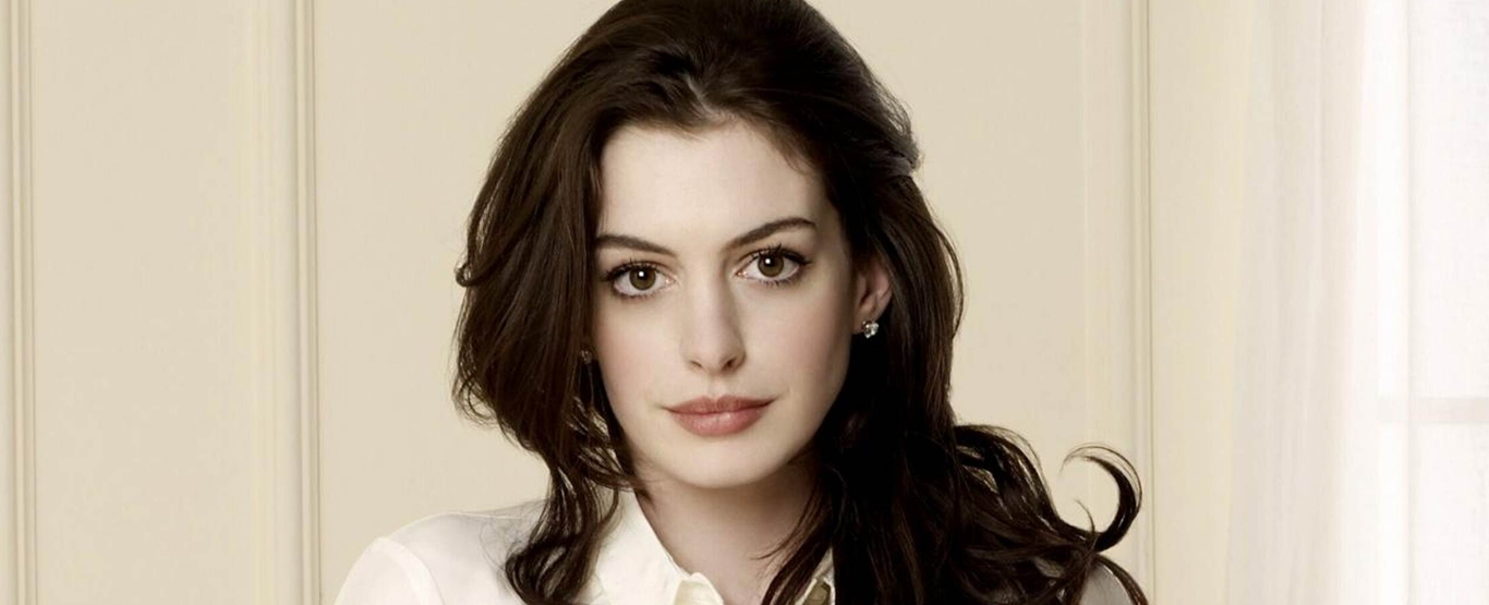 Filtran fotos íntimas de Anne Hathaway