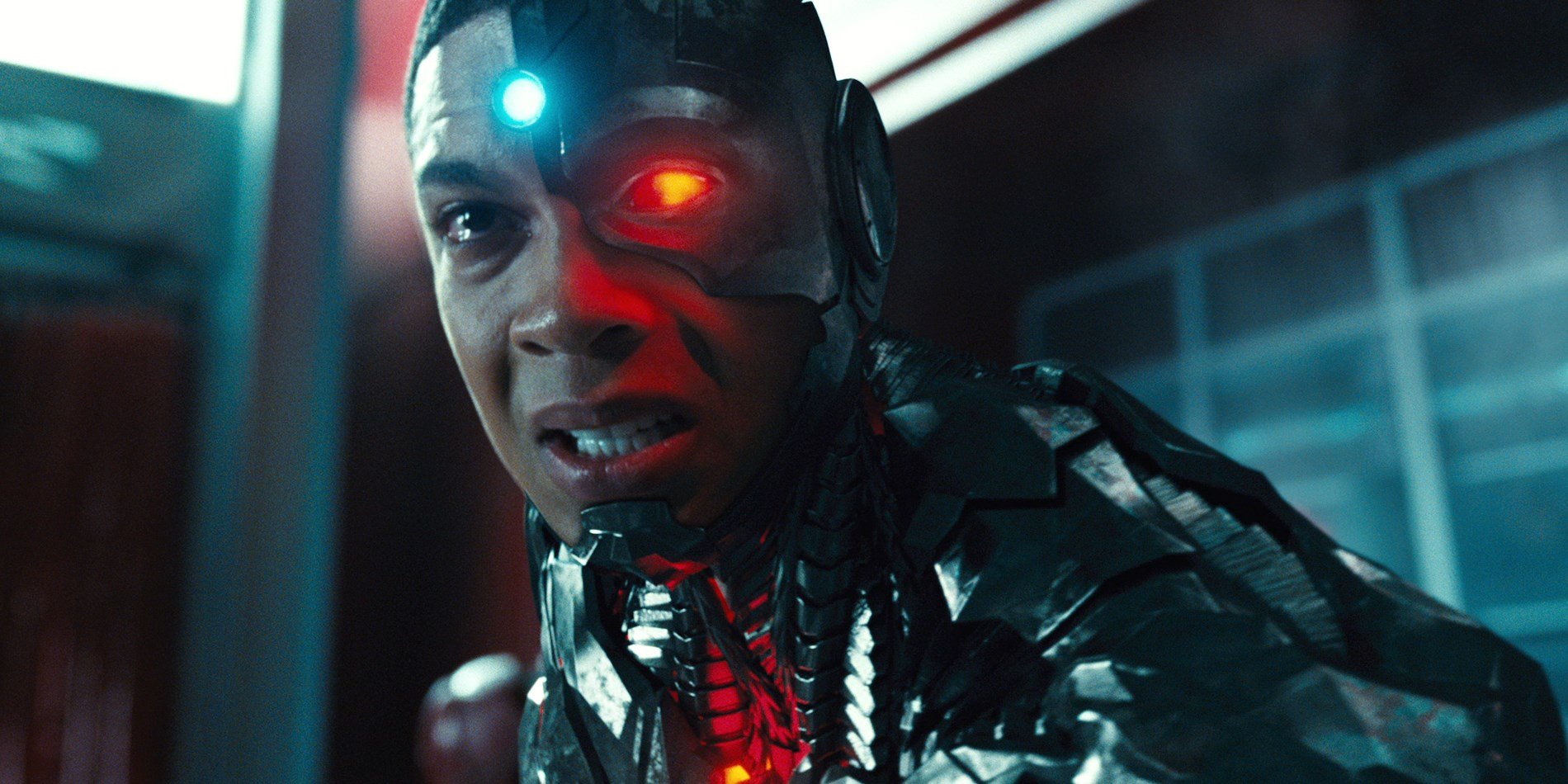 Liga de la Justicia: Cyborg le tiene rencor a su padre, revela actor