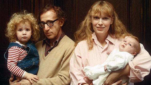 Hijo adoptivo de Woody Allen y Mia Farrow acusa a la actriz de inventar el supuesto abuso sexual