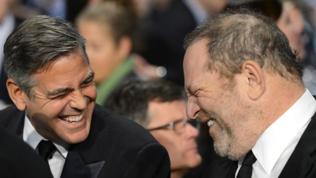 Matt Damon y George Clooney defienden su inocencia en el caso de Harvey Weinstein