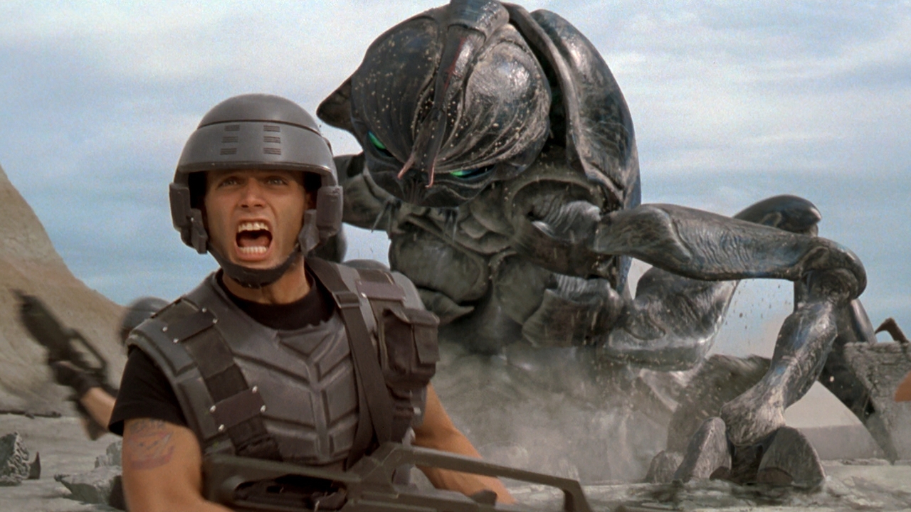 Culto o Bulto: Starship Troopers de Paul Verhoeven