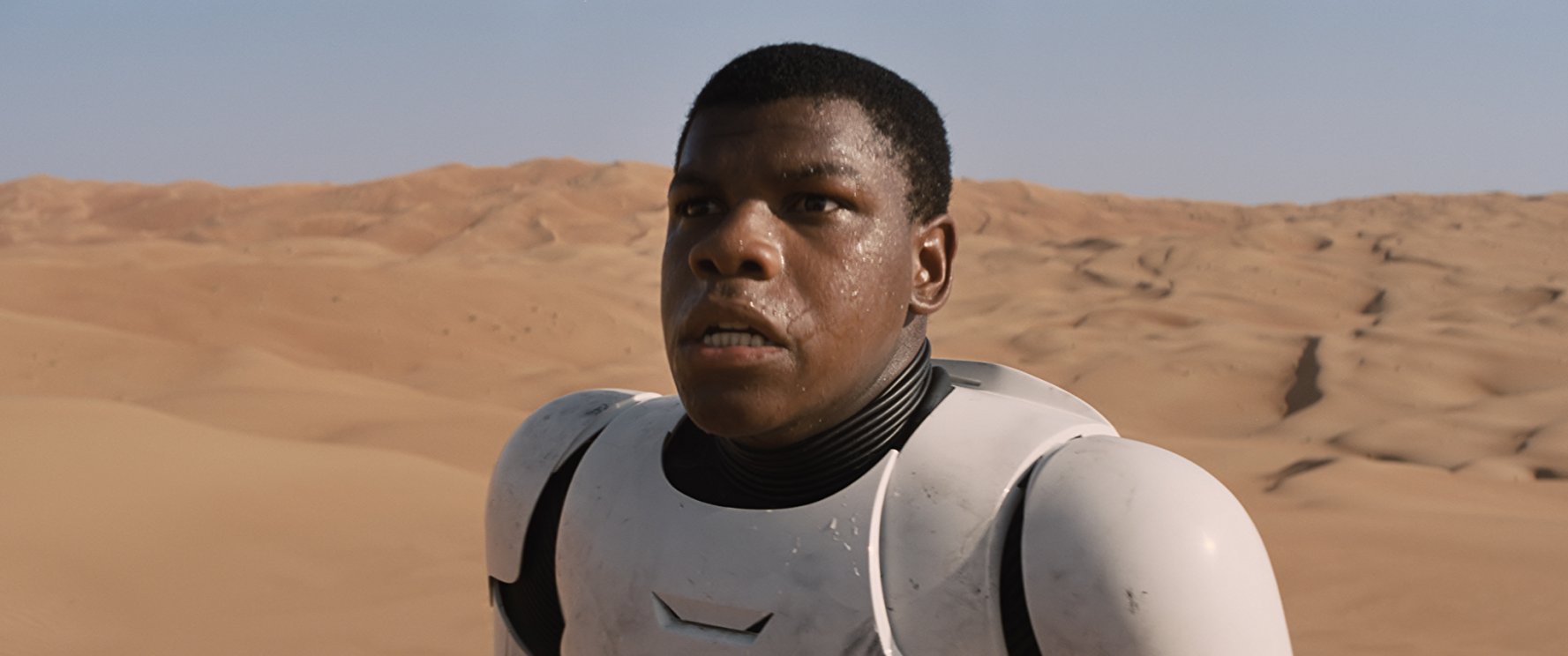 John Boyega responde a las críticas sobre Star Wars: Los Últimos Jedi