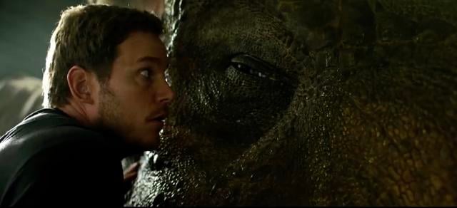 Cover Jurassic World: El Reino Caído | Clip: T. Rex