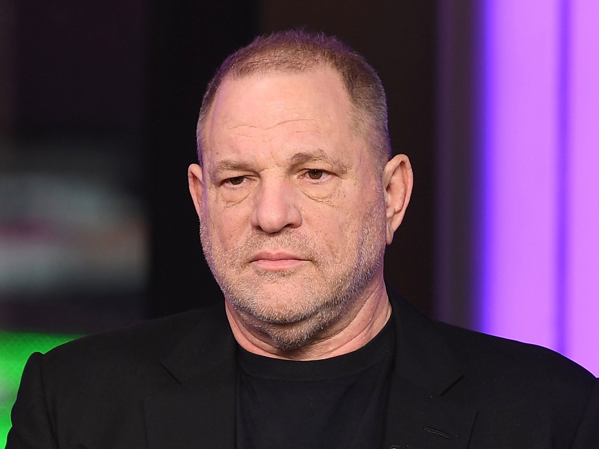 Harvey Weinstein es atacado en un restaurante