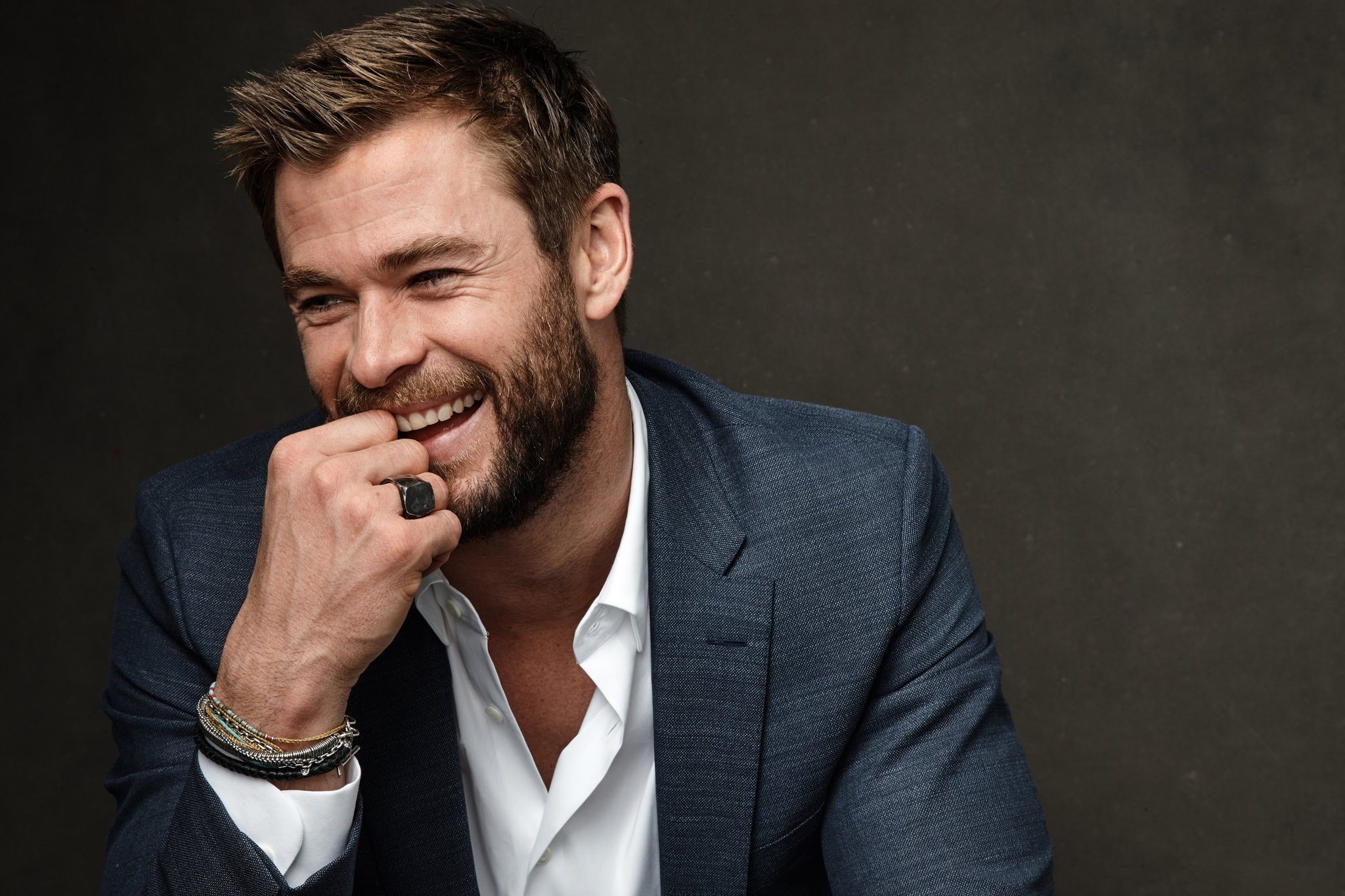 ¿Chris Hemsworth está interesado en interpretar a James Bond?