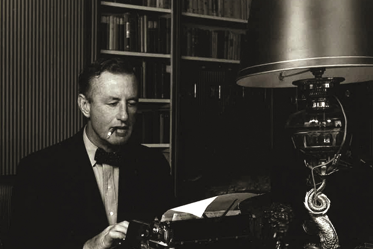 Ian Fleming: 5 datos que no conocías del verdadero James Bond