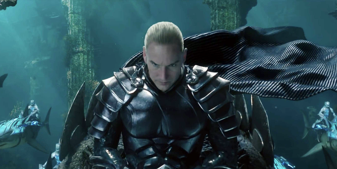 Aquaman presenta su nuevo y emocionante tráiler que revela al héroe con su traje clásico