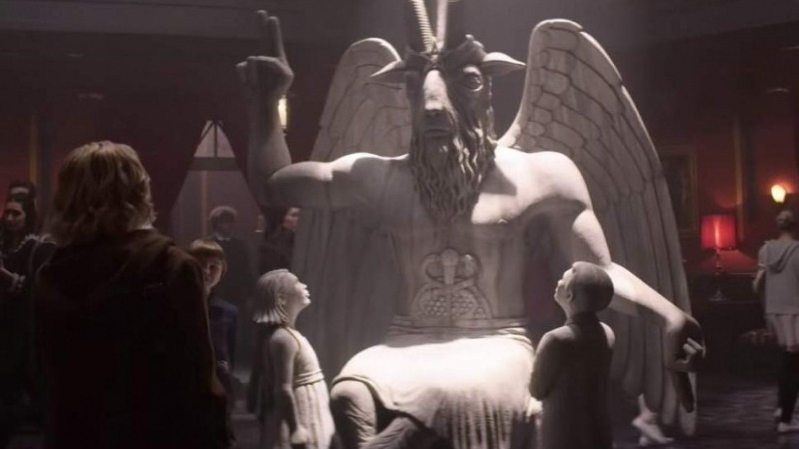 El Mundo Oculto de Sabrina: El Templo Satánico llega a un acuerdo con Netflix sobre estatua de Baphomet