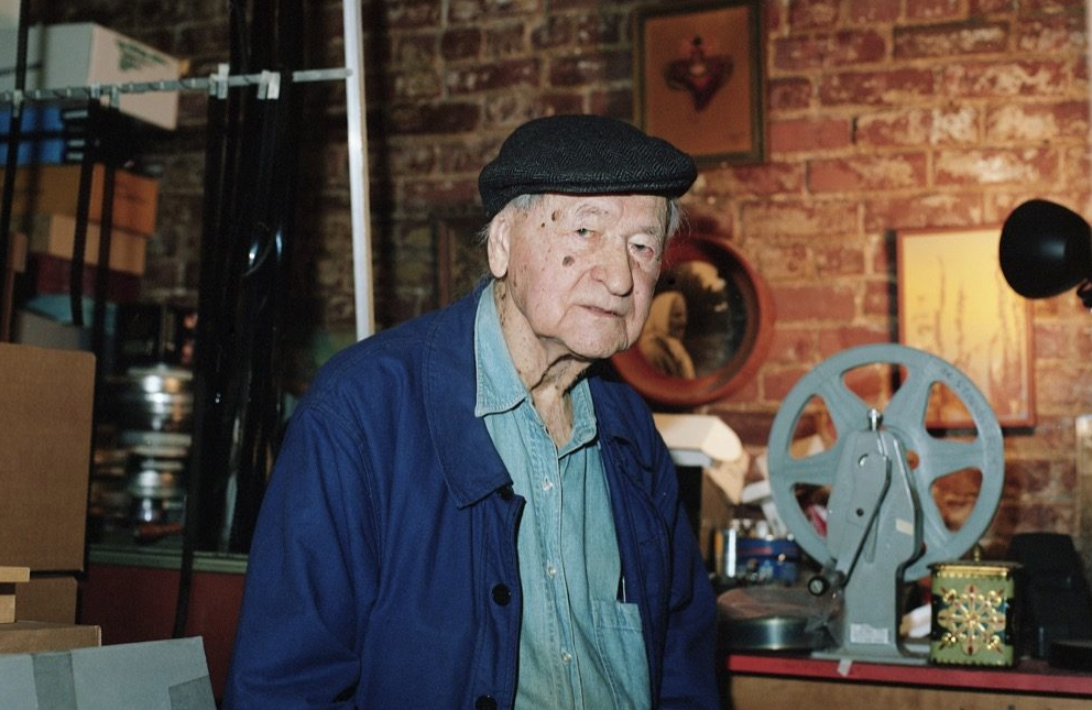 Murió Jonas Mekas, icono del cine experimental