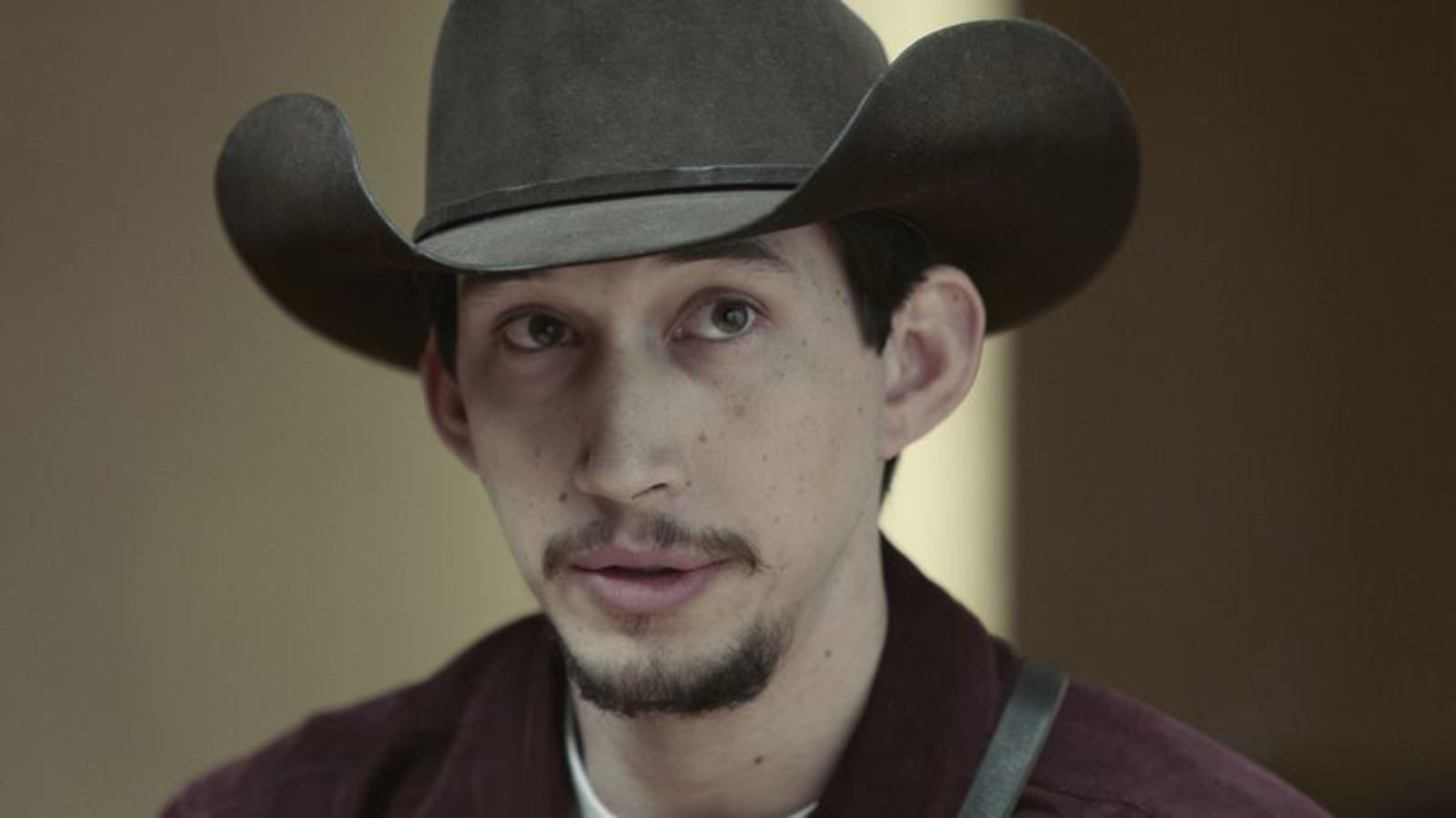 Adam Driver juró no volver a ver sus películas después de verse en Balada de un Hombre Común