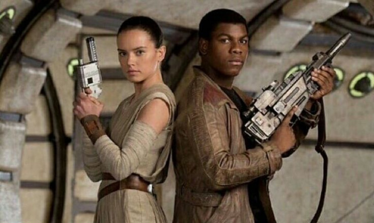 Star Wars: El ascenso de Skywalker | J.J Abrams y John Boyega aclaran qué le iba a decir Finn a Rey