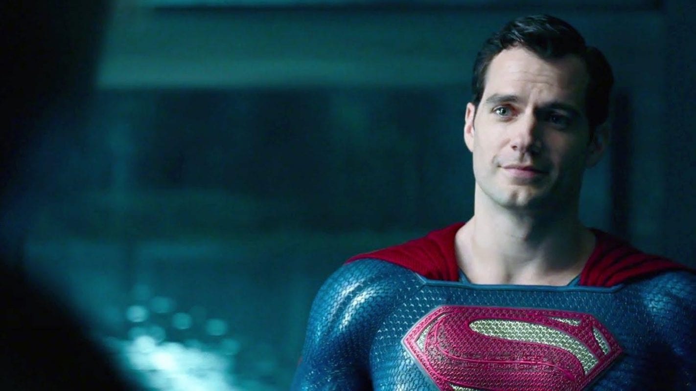 Henry Cavill se habría reunido con Warner Bros. para discutir su regreso como Superman