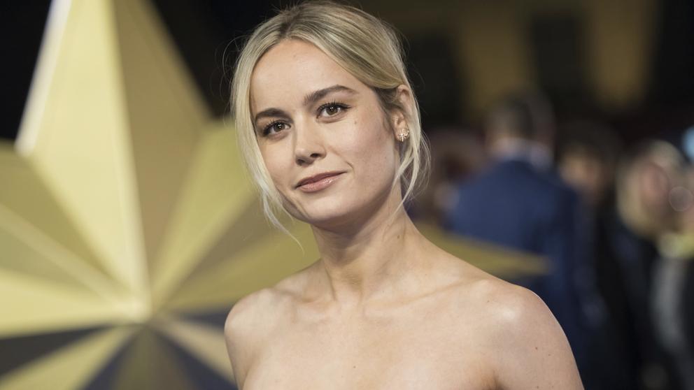 Brie Larson comparte rutina de ejercicios junto al instructor que tuvo en Capitana Marvel