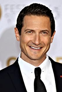 Sasha Roiz