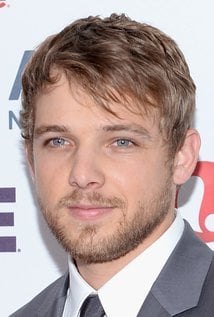 Max Thieriot