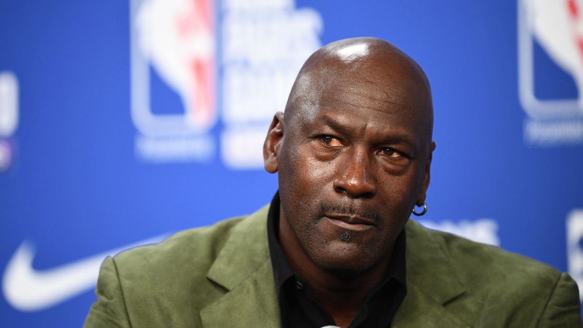 Michael Jordan dice que no habría sobrevivido a las redes sociales por su falta de privacidad