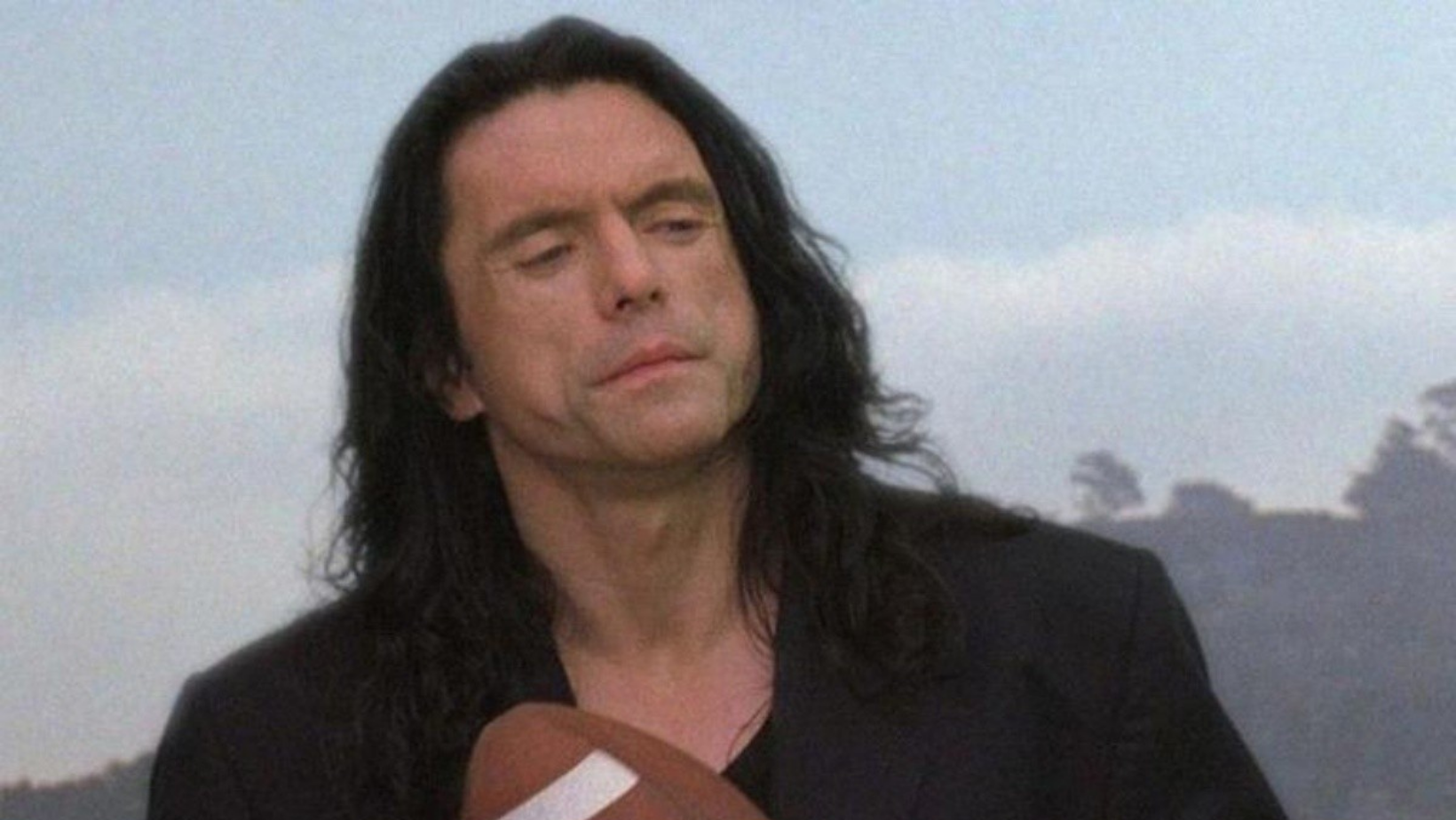 Tommy Wiseau dice que Hollywood tiene miedo de incluirlo en la secuela de Knives Out