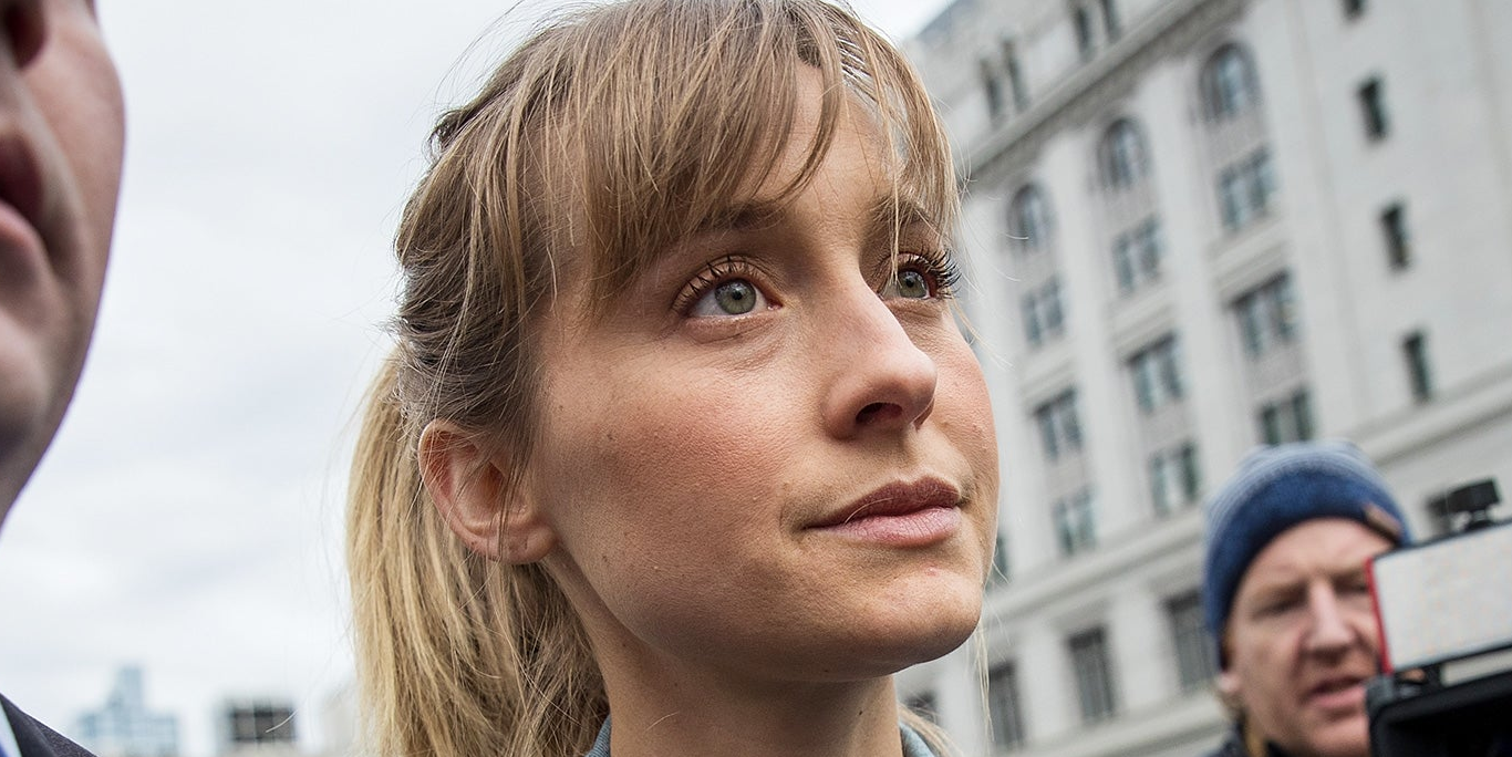 Allison Mack pide disculpas a las víctimas por su participación en el culto NXIVM