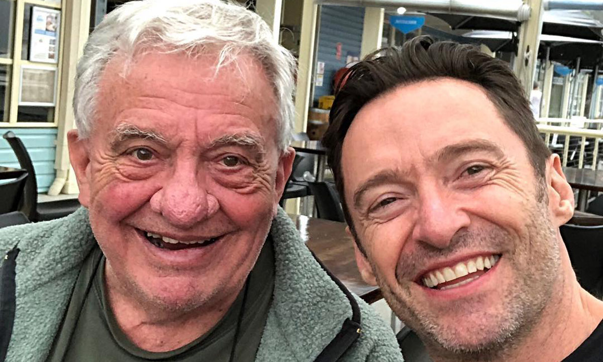 Hugh Jackman se despide de su padre con un sentido tributo