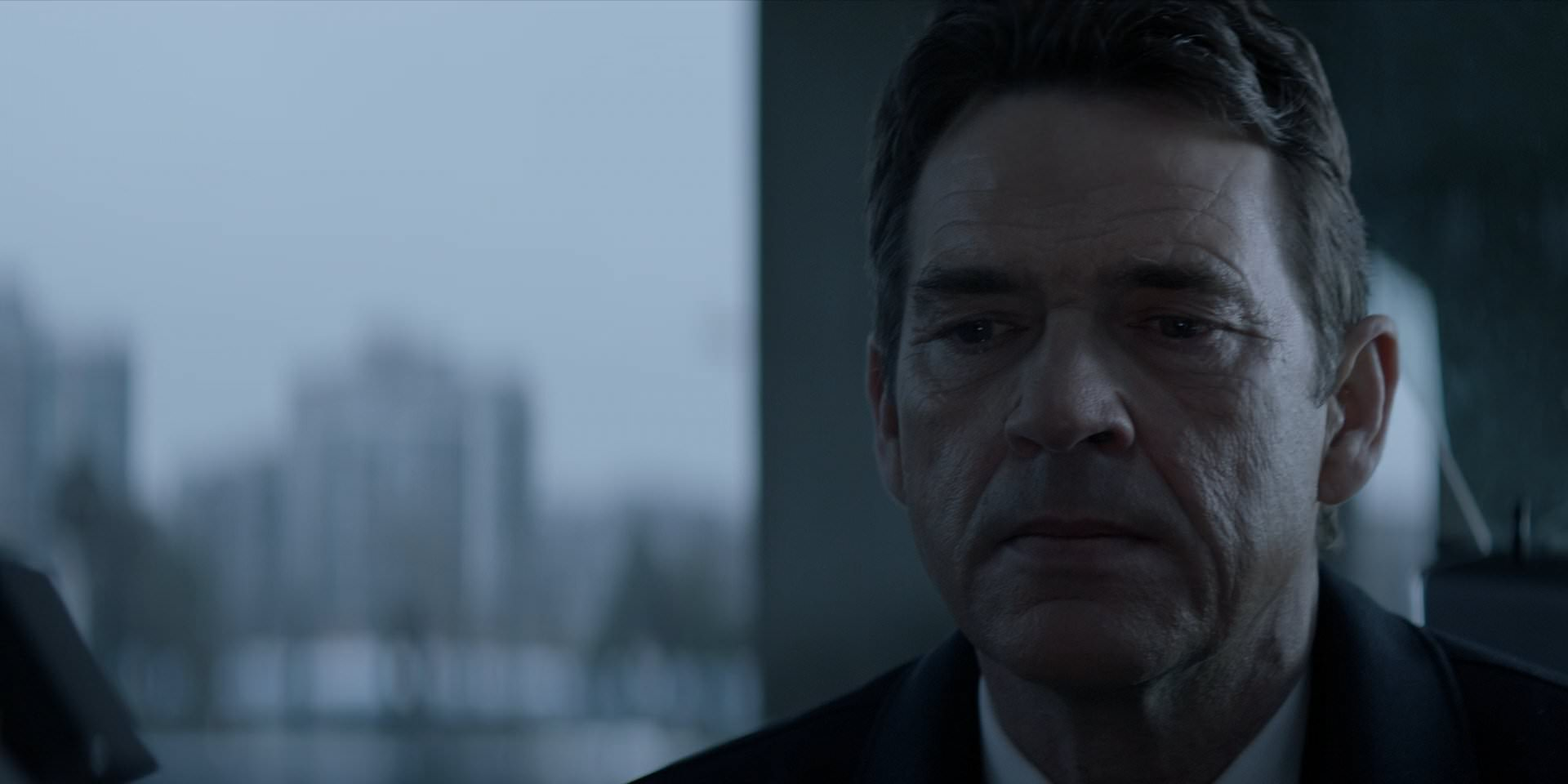 Batwoman: Dougray Scott asegura que las acusaciones de Ruby Rose son ...