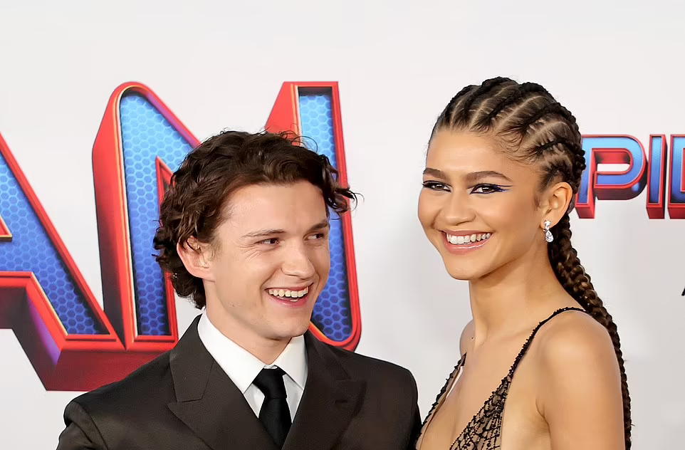 Spider-Man: No Way Home | Zendaya enloquece a los fans con su apariencia en la alfombra roja