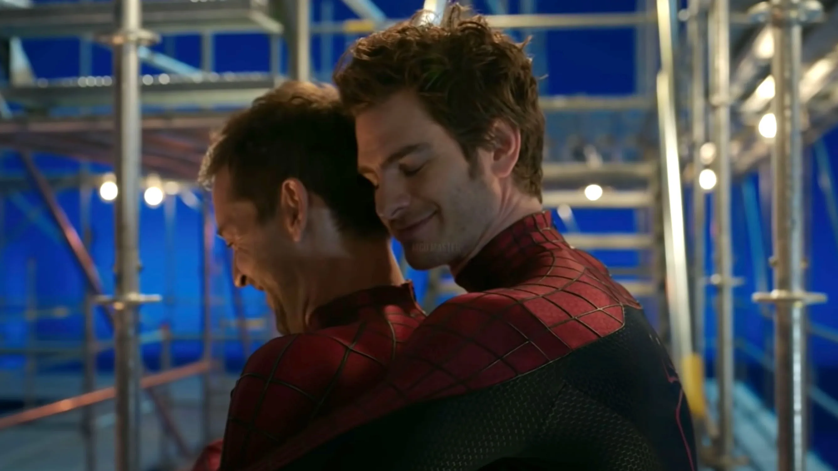 Andrew Garfield dice que quiere volver a trabajar con Tobey Maguire en otra película de Spider-Man