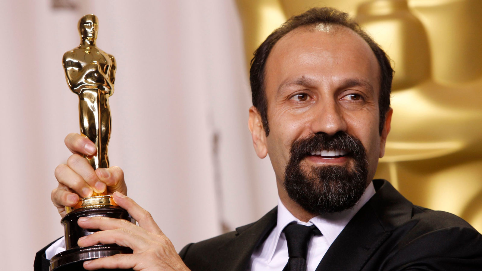 Asghar Farhadi, cineasta iraní ganador del Óscar, es condenado por plagiar A Hero de una ex-estudiante