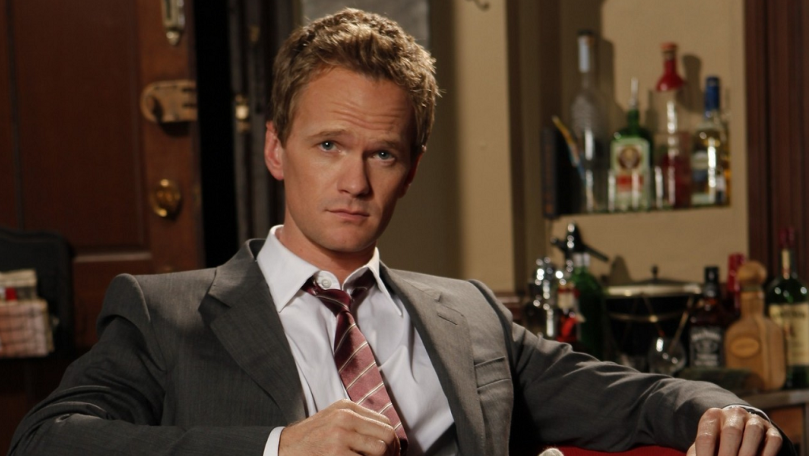 Neil Patrick Harris dice que muchos hombres hetero se le han lanzado por ser Barney en How I Met Your Mother