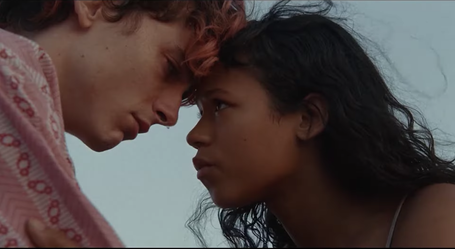 Timothée Chalamet y Taylor Russell comparten un amor caníbal en el tráiler de Bones and All