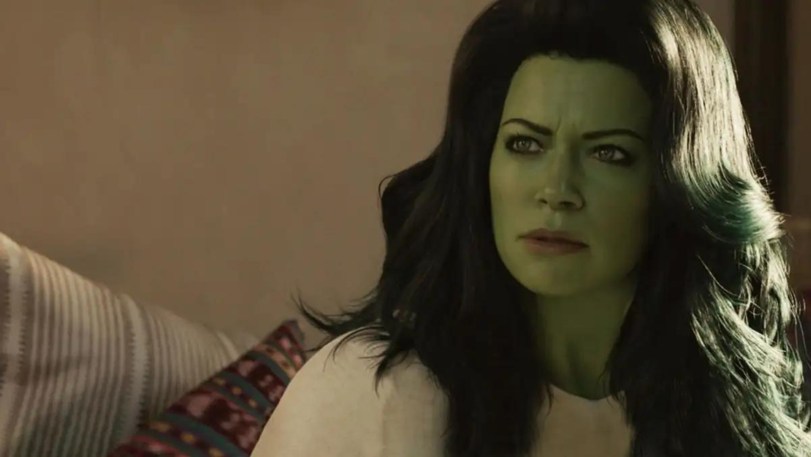 She-Hulk: showrunner cree que comentarios negativos revelan que a la gente en realidad le gusta la serie