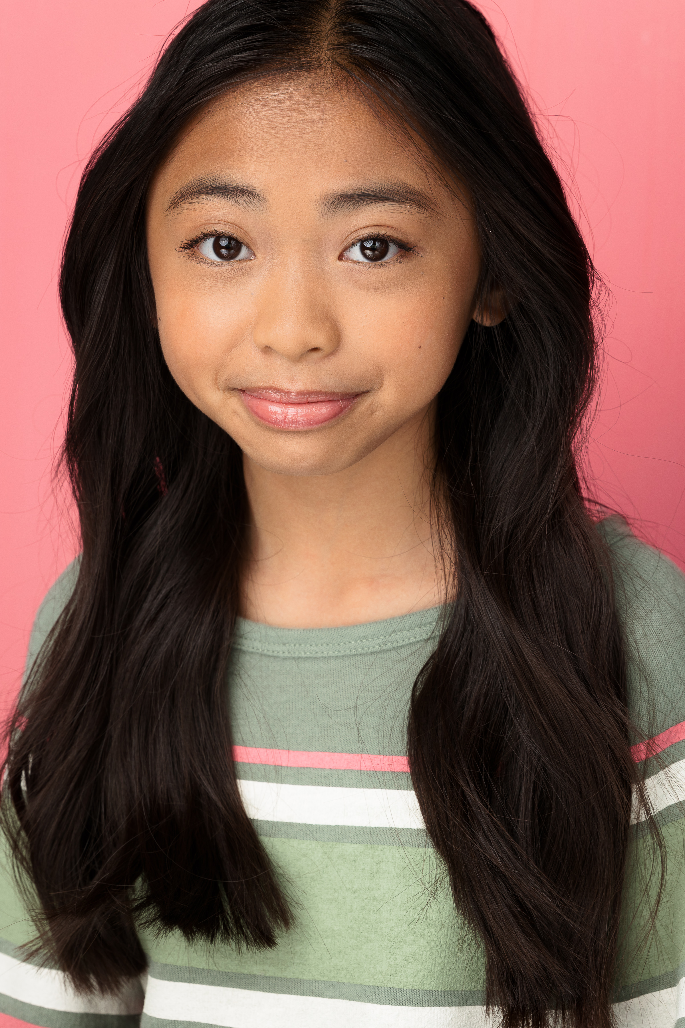 Mia Lynn Bangunan