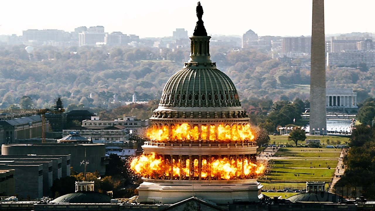 Cover La caída de la Casa Blanca | Clip “La explosión del Capitolio”