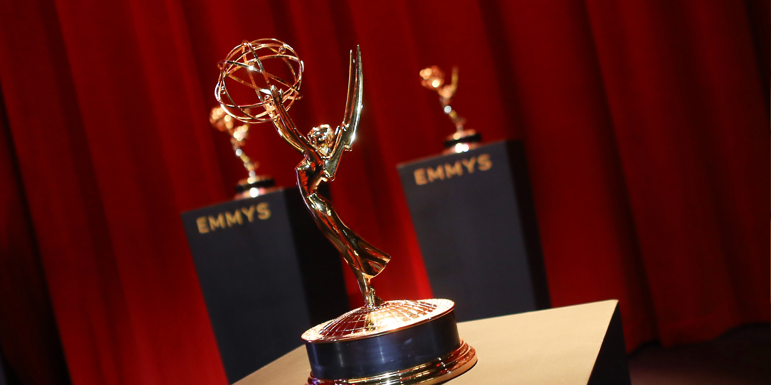 Premios Emmy se retrasarán por miedo a las huelgas de actores y guionistas